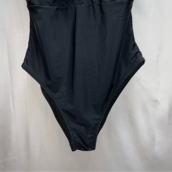 NWT Women’s Cici Bird One Piece Cutout Ruffled Swimsuit Black - Small - Picture 6 of 9